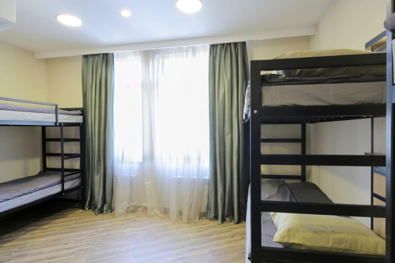 Highland Hostel Yerevan Exterior photo