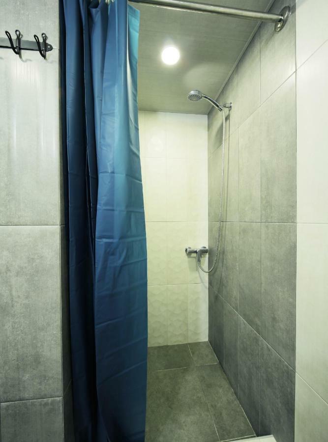Highland Hostel Yerevan Exterior photo